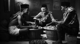 Berbagai produk lokal Indonesia yang menampilkan kualitas premium dan desain menarik, siap bersaing di pasar global dan memikat hati konsumen dengan cerita otentik di baliknya.